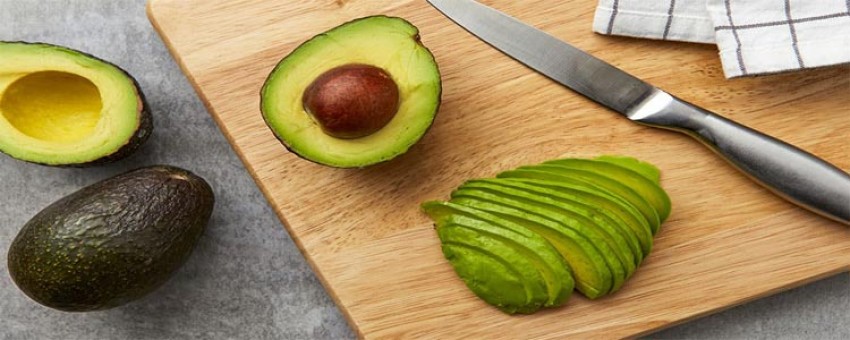 آووکادو چیست و چه خواصی دارد؟